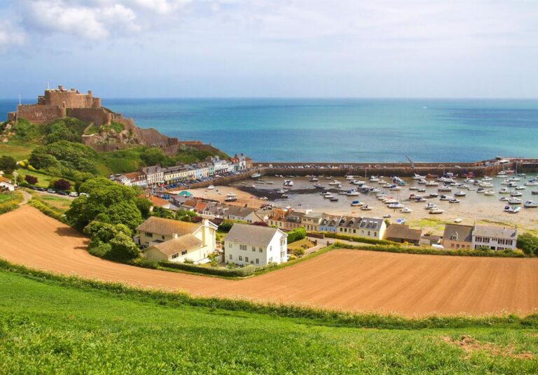 Jersey to Guernsey